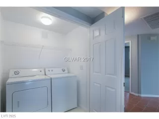 Photo #2: 2687346 Listing 