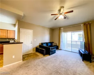 Photo #2: 2687350 Listing 