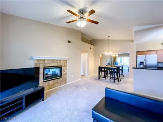 Photo #3: 2687350 Listing 