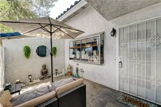Photo #5: 2687363 Listing