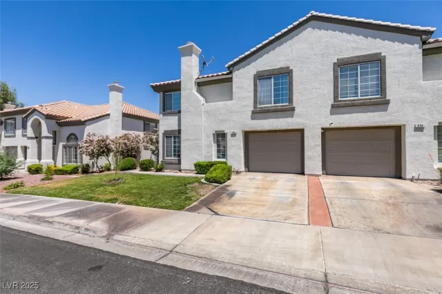 MLS: 2687369 Condo For Sale