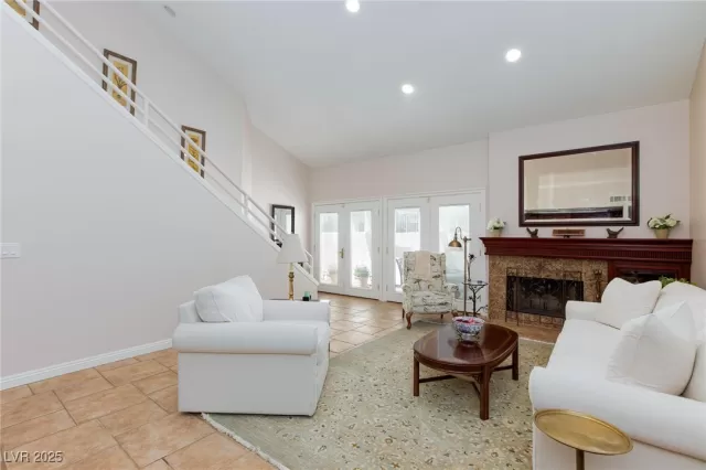 MLS: 2687397 Condo For Sale