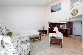 Photo #5: 2687397 Listing 