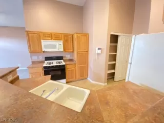 Photo #6: 2687398 Listing 