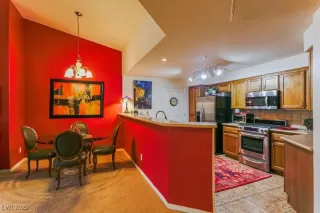 Photo #6: 2687422 Listing