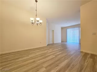 Photo #2: 2687456 Listing 