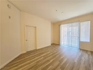 Photo #5: 2687456 Listing 