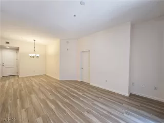 Photo #6: 2687456 Listing 