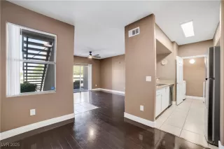 Photo #5: 2687491 Listing 