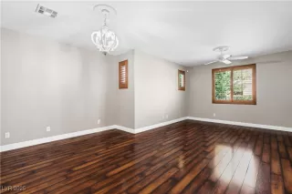 Photo #6: 2687509 Listing 