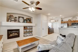 Photo #5: 2687515 Listing 