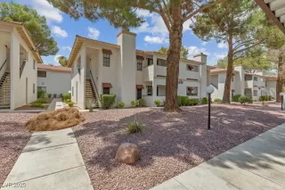 Photo #2: 2687535 Listing 