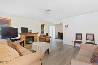 Photo #3: 2687535 Listing 