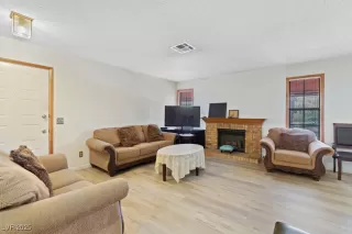 Photo #4: 2687535 Listing 