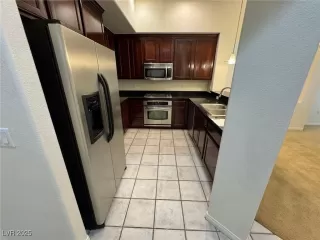Photo #3: 2687554 Listing 