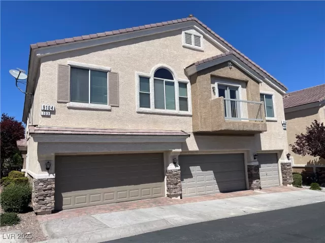 MLS: 2687568 Condo For Sale