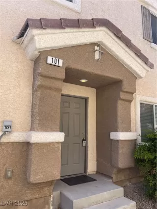 Photo #3: 2687568 Listing 