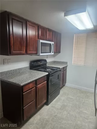 Photo #2: 2687584 Listing 