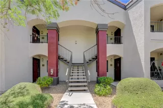 Photo #1: 2687589 Listing 