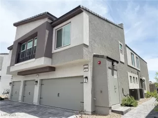 Photo #1: 2687591 Listing 