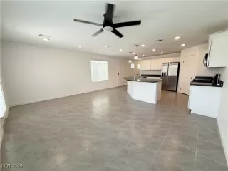 Photo #2: 2687591 Listing 