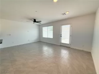 Photo #5: 2687591 Listing 