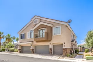 Photo #3: 2687610 Listing 