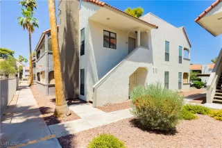 Photo #1: 2687615 Listing 