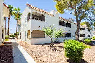 Photo #3: 2687615 Listing 