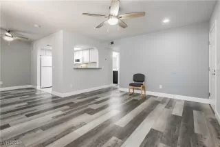 Photo #4: 2687615 Listing 