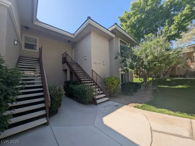 MLS: 2687630 Condo For Sale