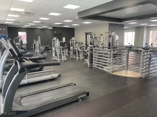 Photo #5: 2687645 Listing 