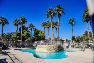 Photo #2: 2687647 Listing 