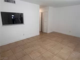 Photo #2: 2687694 Listing 