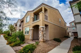 Photo #1: 2687712 Listing 