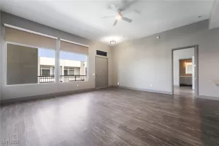 Photo #2: 2687716 Listing 