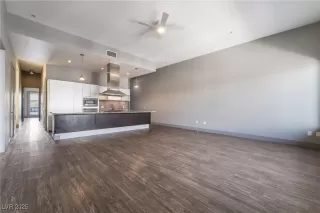 Photo #3: 2687716 Listing 