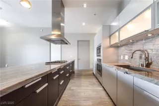 Photo #5: 2687716 Listing 