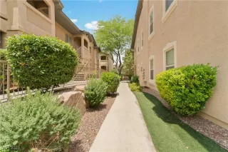 Photo #2: 2687722 Listing