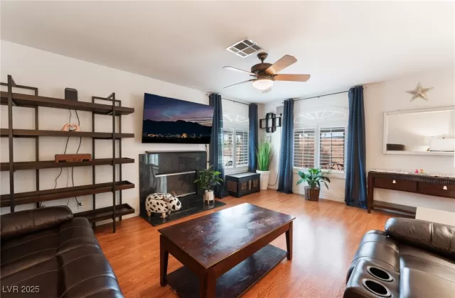 MLS: 2687779 Condo For Sale