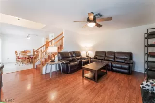 Photo #5: 2687779 Listing