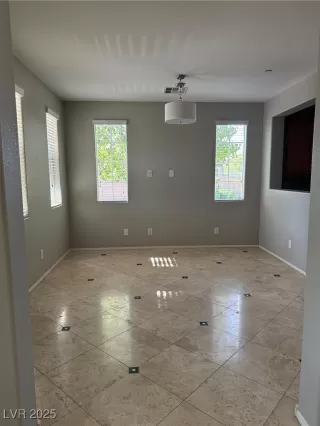Photo #1: 2687818 Listing 