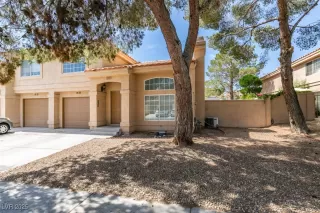 Photo #2: 2687821 Listing 