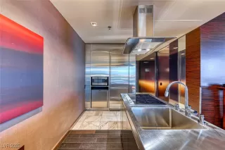 Photo #4: 2687831 Listing