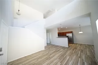 Photo #3: 2687848 Listing 