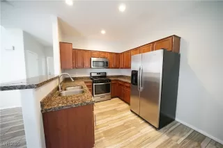 Photo #6: 2687848 Listing 