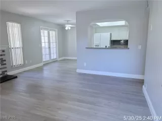 Photo #2: 2687869 Listing 