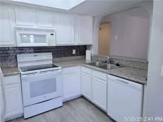 Photo #6: 2687869 Listing 