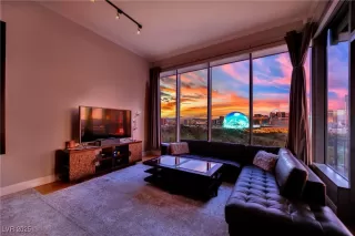 Photo #3: 2687878 Listing 