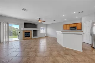 Photo #2: 2687888 Listing 